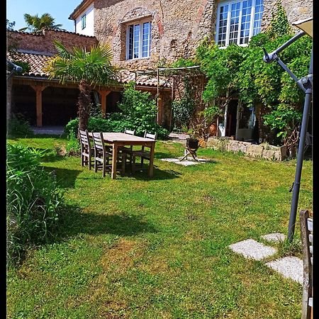 Léran Le Dinanga Bed & Breakfast エクステリア 写真